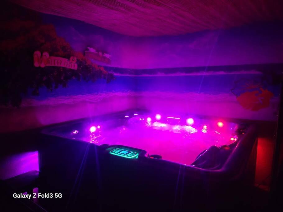 Studio Avec Terrasse Et Jacuzzi Вальбон Экстерьер фото
